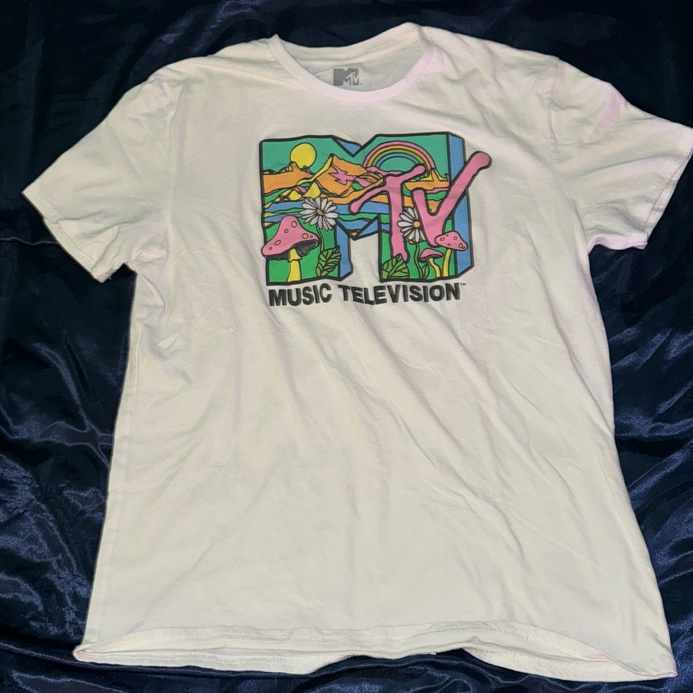 MTV shirt